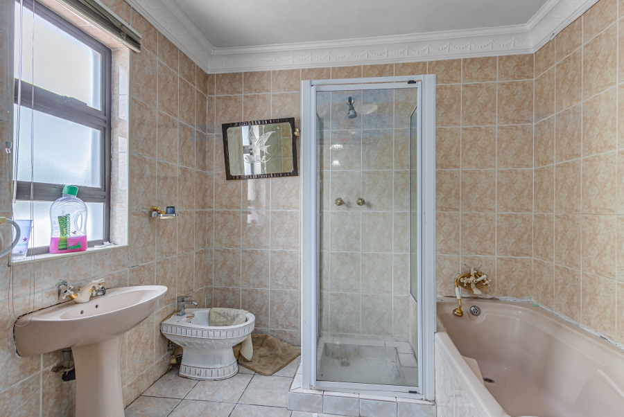 7 Bedroom Property for Sale in Kelvin Gauteng