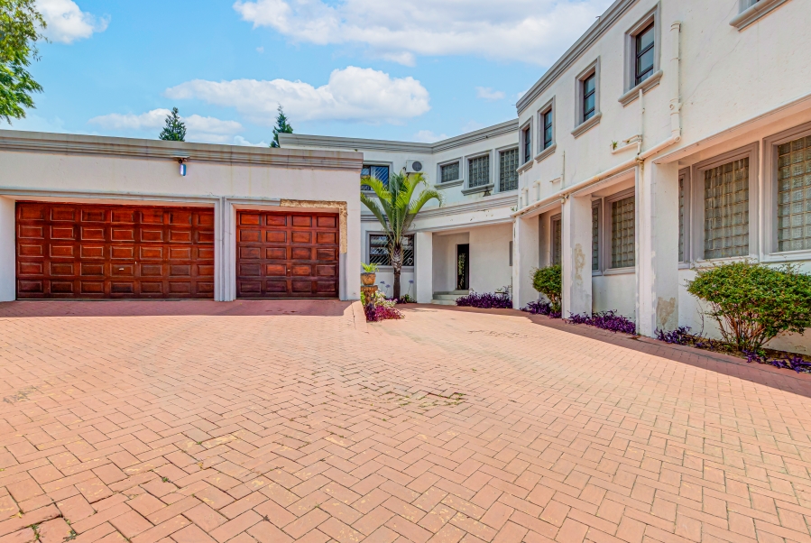 7 Bedroom Property for Sale in Kelvin Gauteng