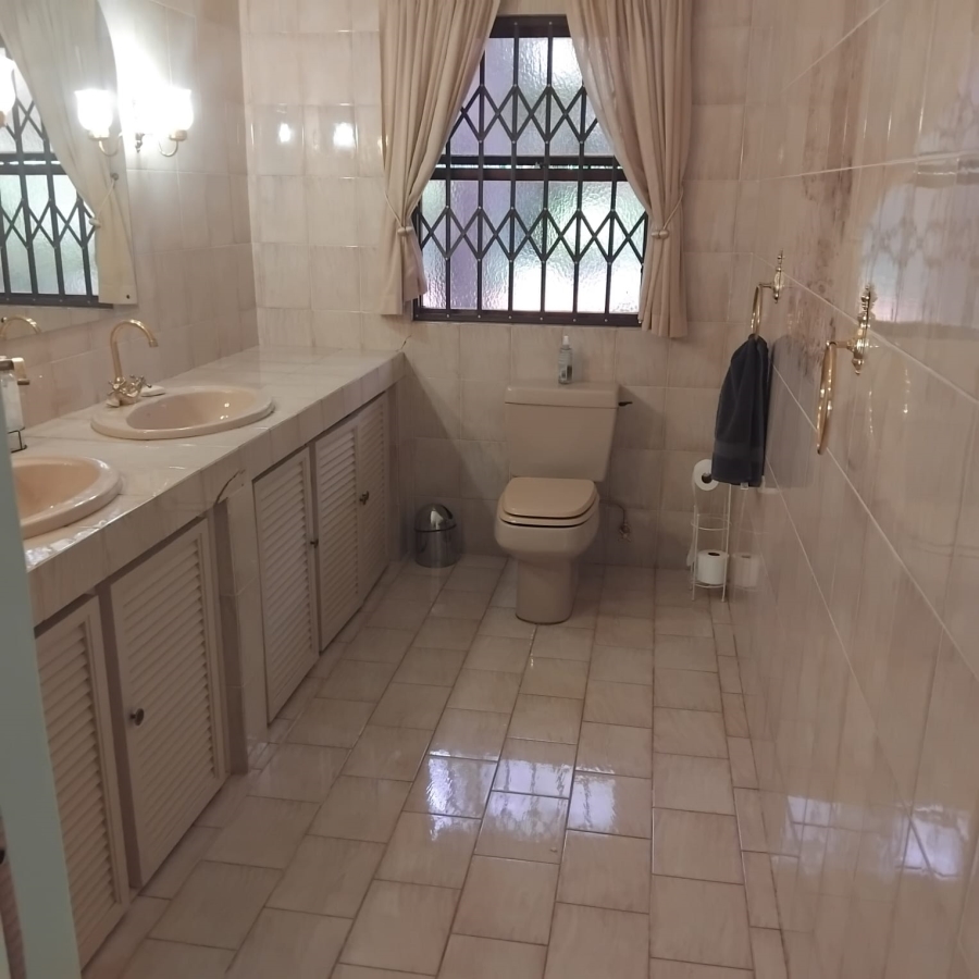 4 Bedroom Property for Sale in Ruimsig Gauteng