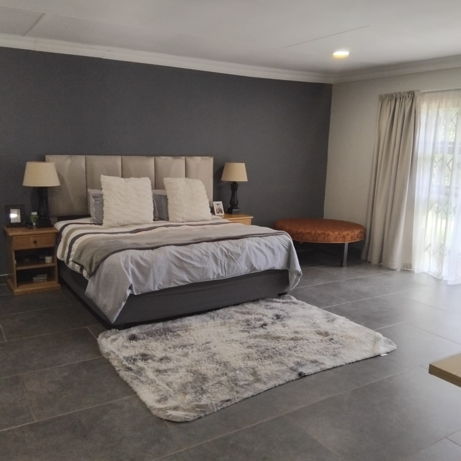 4 Bedroom Property for Sale in Ruimsig Gauteng