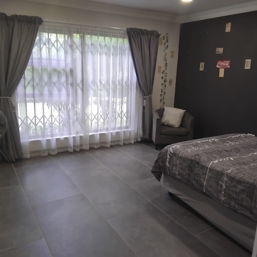 4 Bedroom Property for Sale in Ruimsig Gauteng