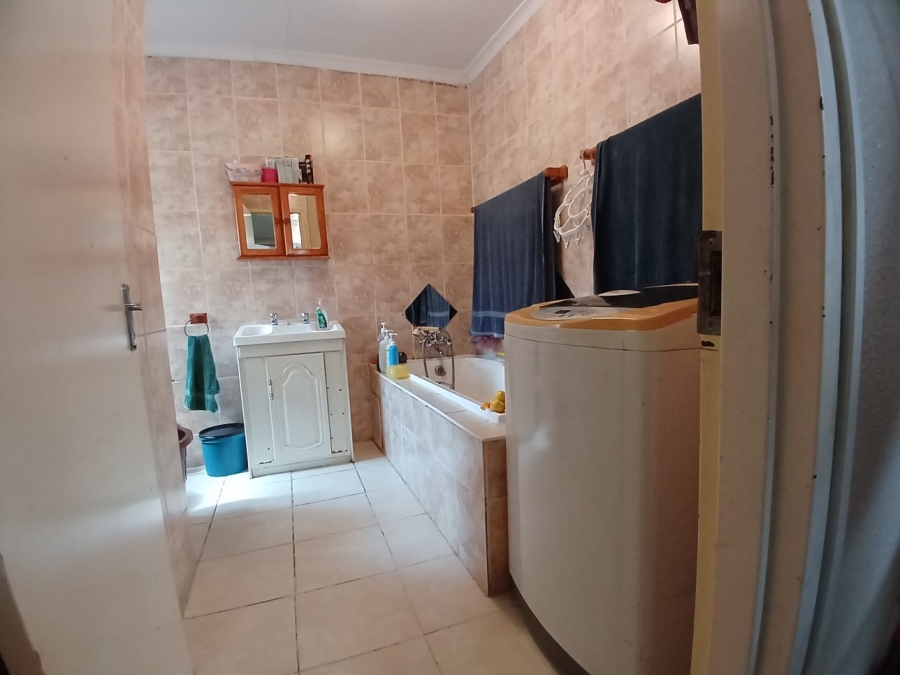 3 Bedroom Property for Sale in Mindalore Gauteng