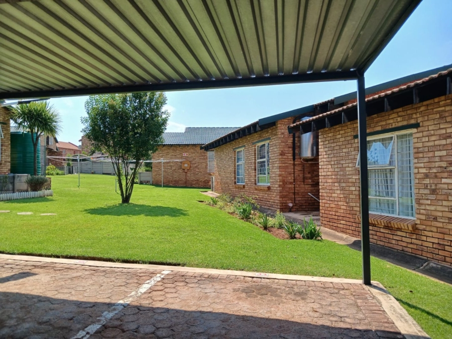 3 Bedroom Property for Sale in Mindalore Gauteng
