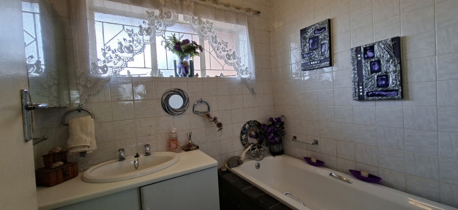 3 Bedroom Property for Sale in Silverfields Gauteng