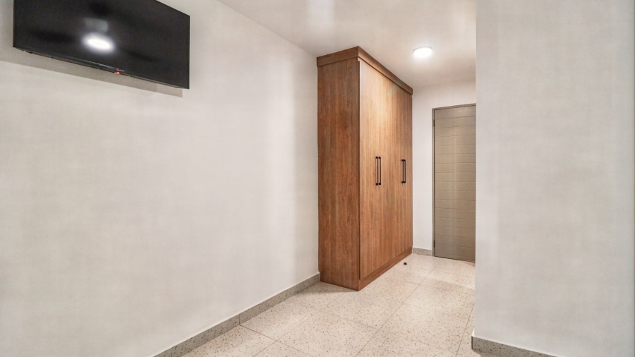 To Let 2 Bedroom Property for Rent in Lynnwood Glen Gauteng