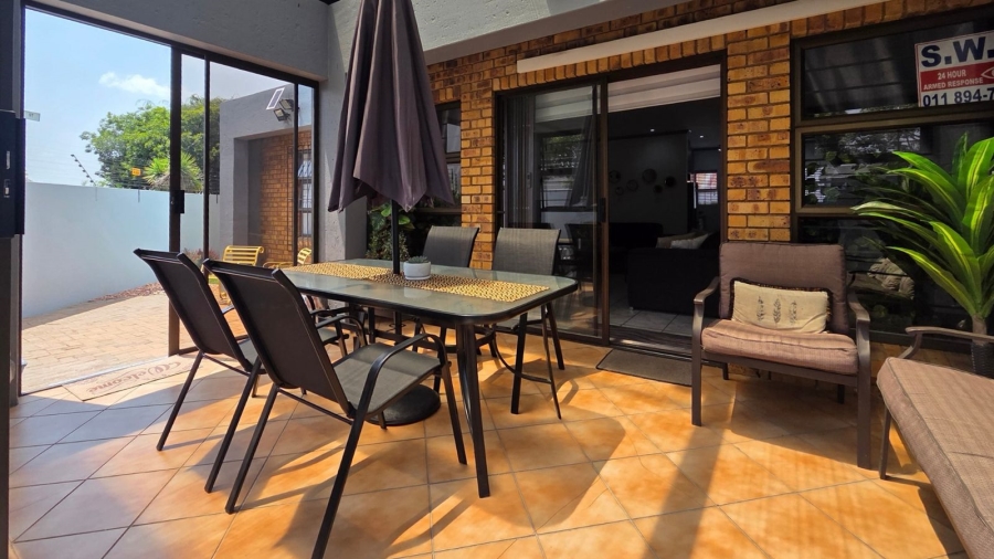 2 Bedroom Property for Sale in Beyers Park Gauteng