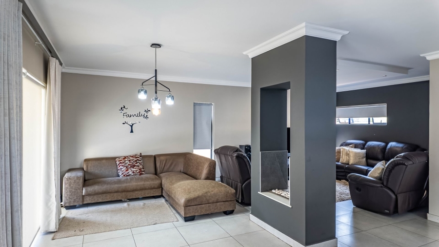 3 Bedroom Property for Sale in Sinoville Gauteng