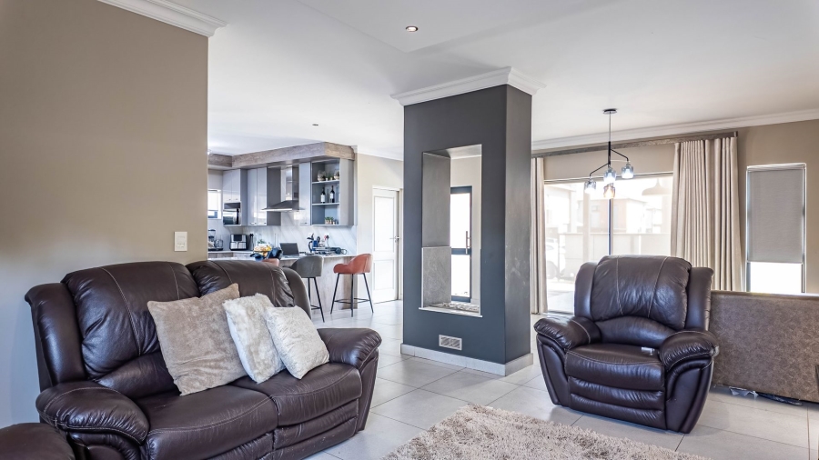 3 Bedroom Property for Sale in Sinoville Gauteng