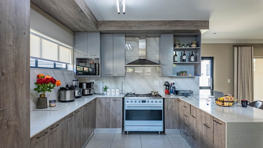 3 Bedroom Property for Sale in Sinoville Gauteng