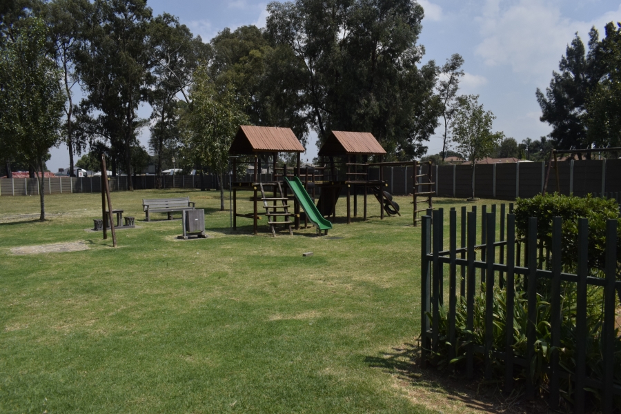 1 Bedroom Property for Sale in Comet Gauteng