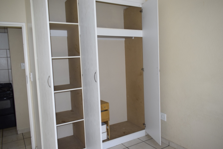 1 Bedroom Property for Sale in Comet Gauteng