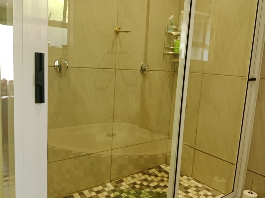 4 Bedroom Property for Sale in Brackendowns Gauteng