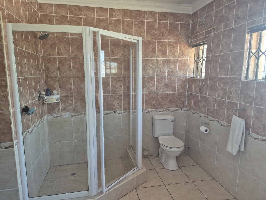 4 Bedroom Property for Sale in Glenvista Gauteng