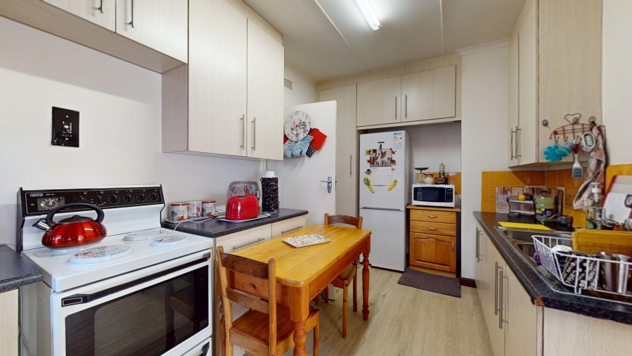 3 Bedroom Property for Sale in Farrarmere Gauteng