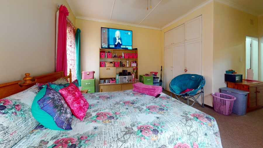 3 Bedroom Property for Sale in Farrarmere Gauteng