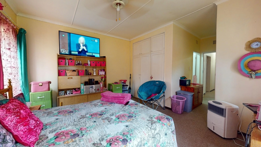 3 Bedroom Property for Sale in Farrarmere Gauteng