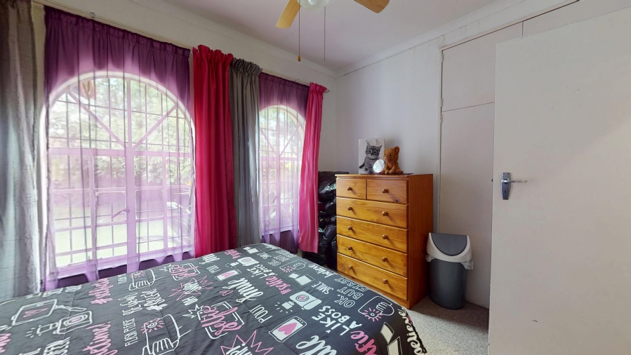 3 Bedroom Property for Sale in Farrarmere Gauteng