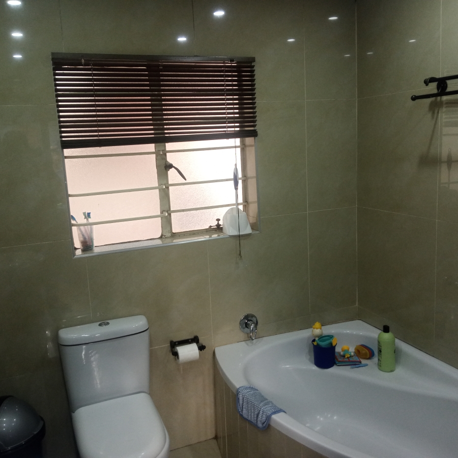 1 Bedroom Property for Sale in Boksburg North Gauteng