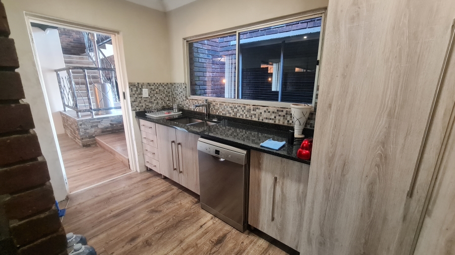 4 Bedroom Property for Sale in New State Areas Gauteng