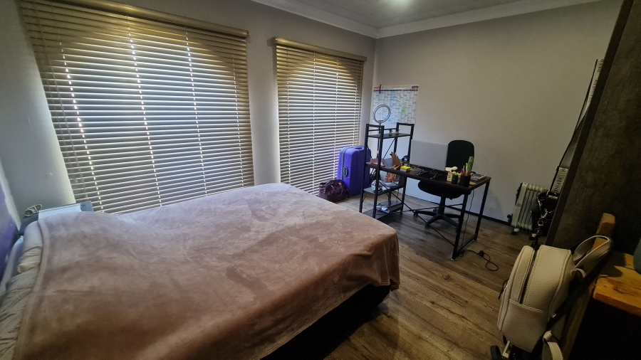 4 Bedroom Property for Sale in New State Areas Gauteng