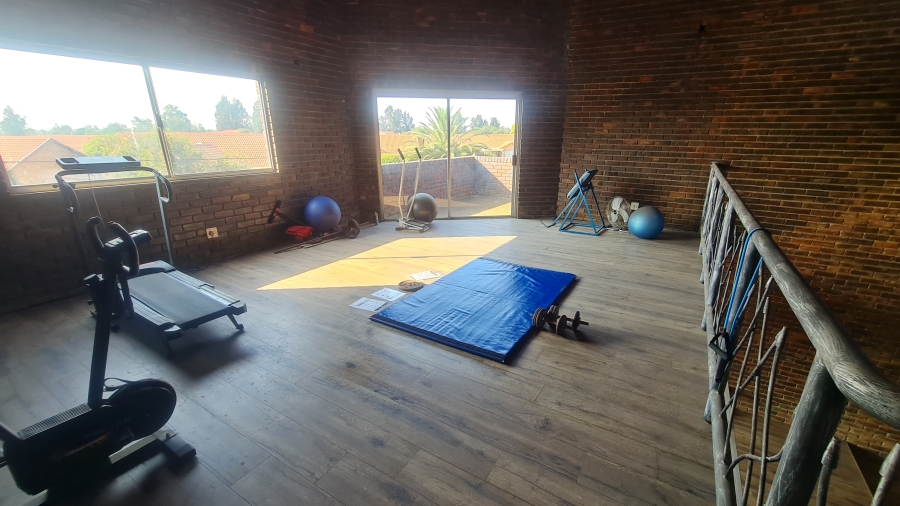 4 Bedroom Property for Sale in New State Areas Gauteng