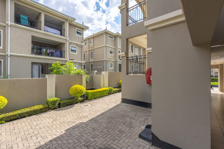 1 Bedroom Property for Sale in Broadacres Gauteng