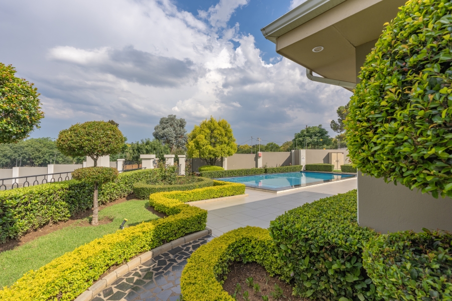 1 Bedroom Property for Sale in Broadacres Gauteng