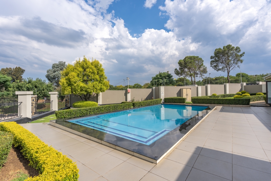 1 Bedroom Property for Sale in Broadacres Gauteng