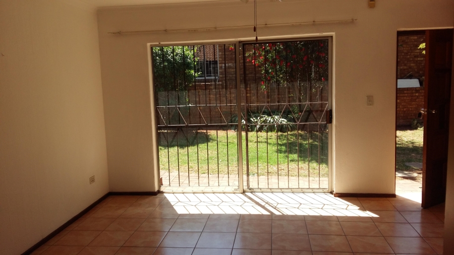 To Let 3 Bedroom Property for Rent in Van Riebeeck Park Gauteng