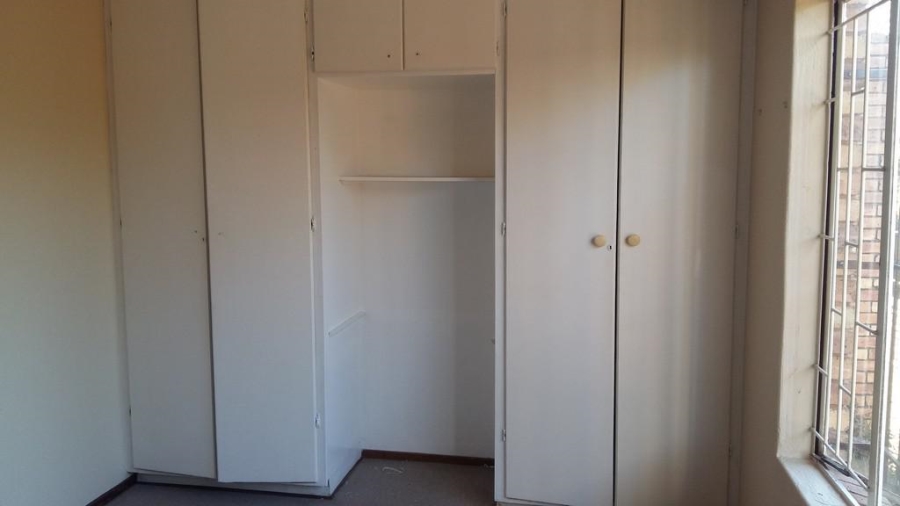 To Let 3 Bedroom Property for Rent in Van Riebeeck Park Gauteng