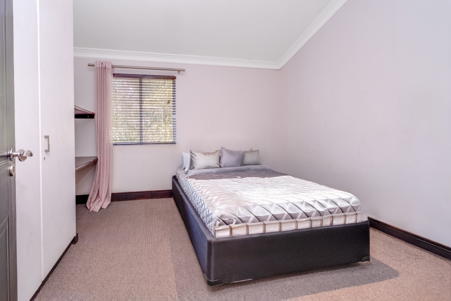 2 Bedroom Property for Sale in Sandown Gauteng