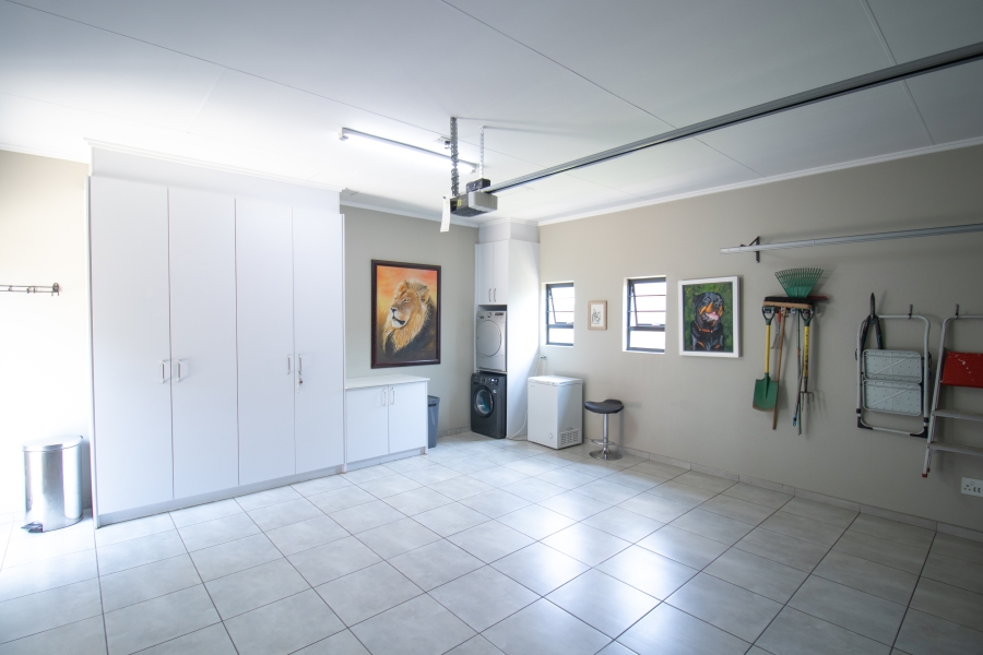 3 Bedroom Property for Sale in Vorna Valley Gauteng