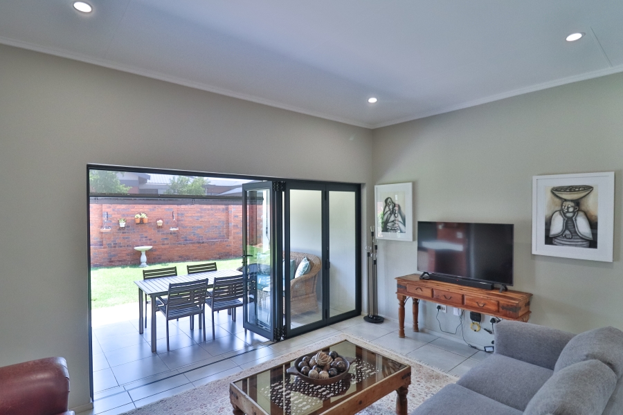 3 Bedroom Property for Sale in Vorna Valley Gauteng