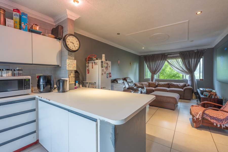 2 Bedroom Property for Sale in Buccleuch Gauteng