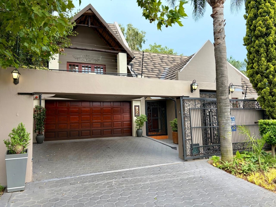 4 Bedroom Property for Sale in Eldoraigne Gauteng