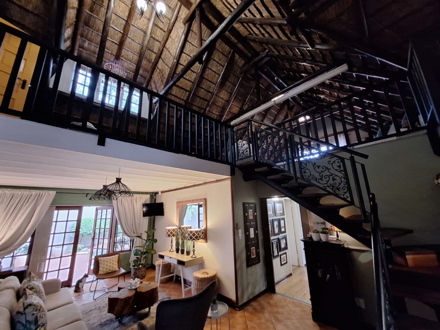 4 Bedroom Property for Sale in Eldoraigne Gauteng