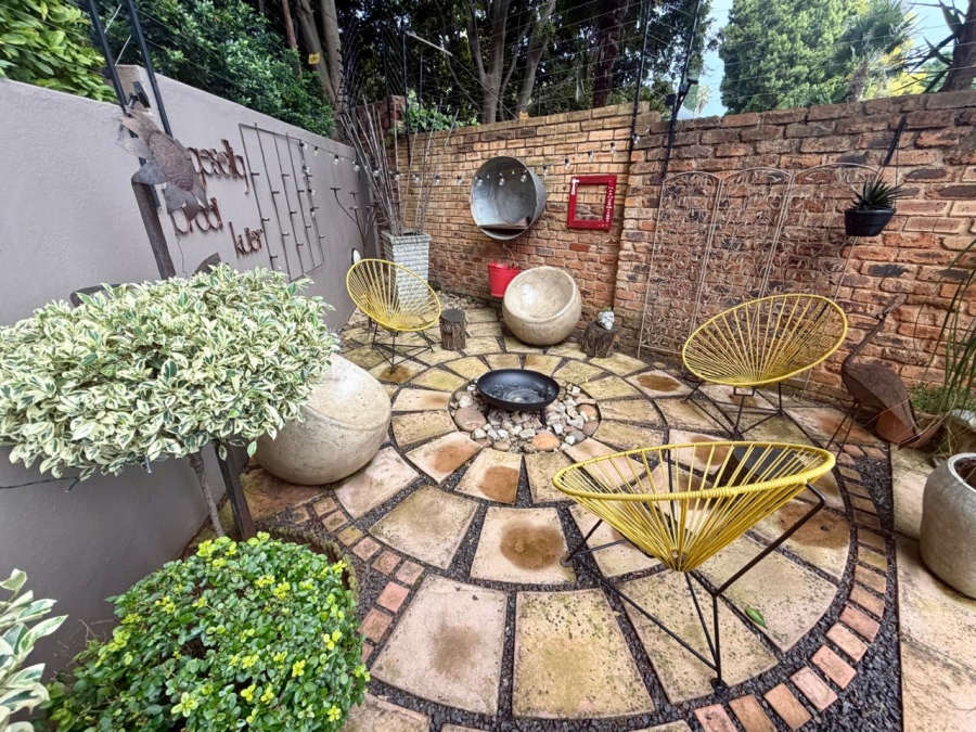 4 Bedroom Property for Sale in Eldoraigne Gauteng