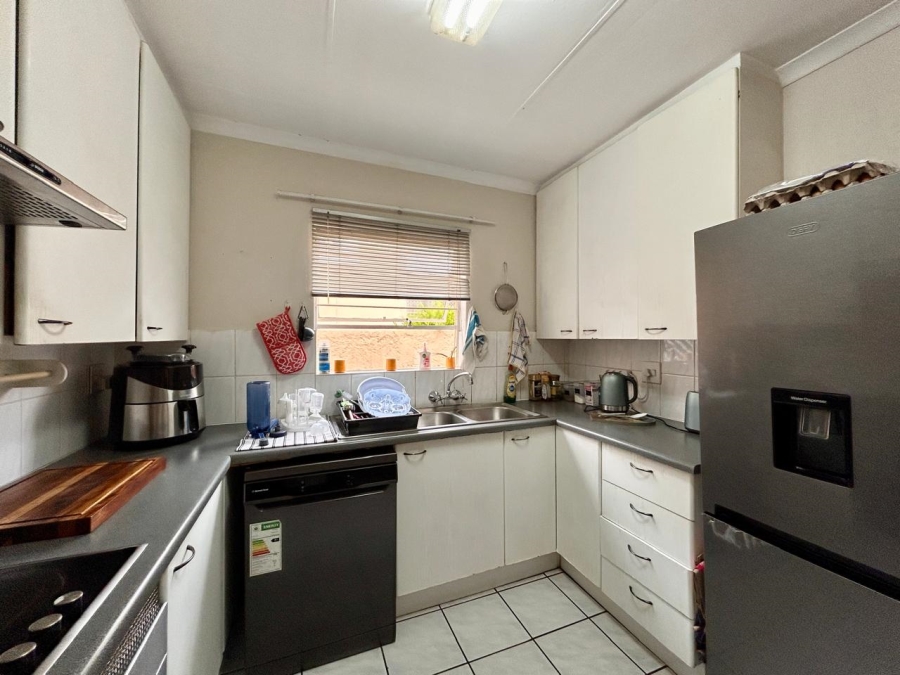 To Let 3 Bedroom Property for Rent in Sunninghill Gauteng