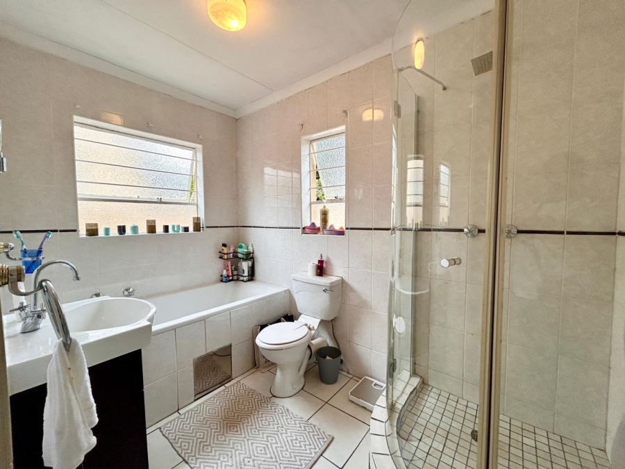 To Let 3 Bedroom Property for Rent in Sunninghill Gauteng