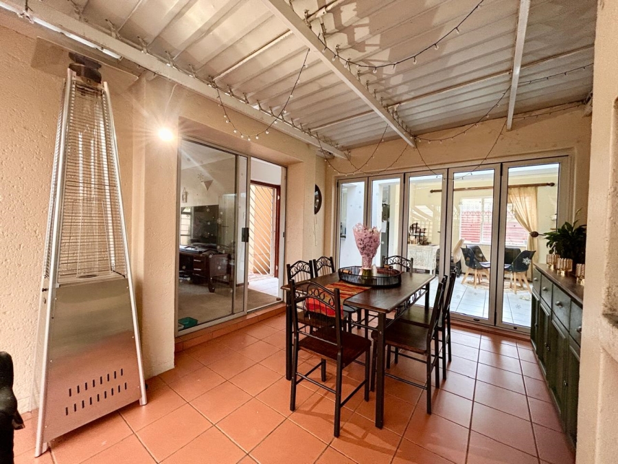 To Let 3 Bedroom Property for Rent in Sunninghill Gauteng