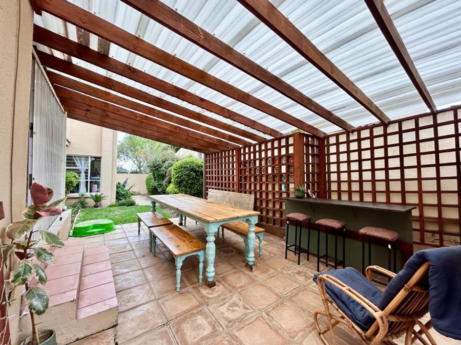 To Let 3 Bedroom Property for Rent in Sunninghill Gauteng