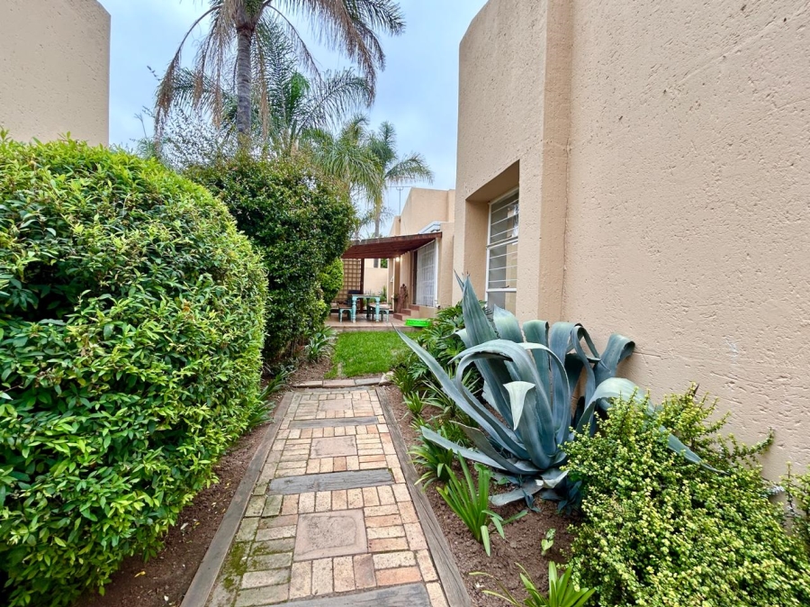 To Let 3 Bedroom Property for Rent in Sunninghill Gauteng