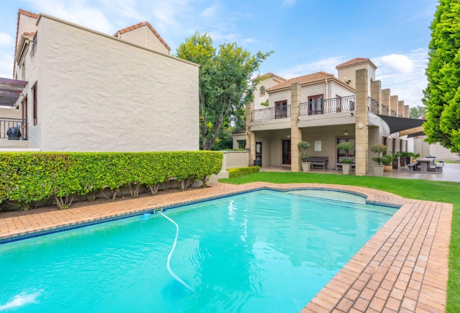 2 Bedroom Property for Sale in Paulshof Gauteng