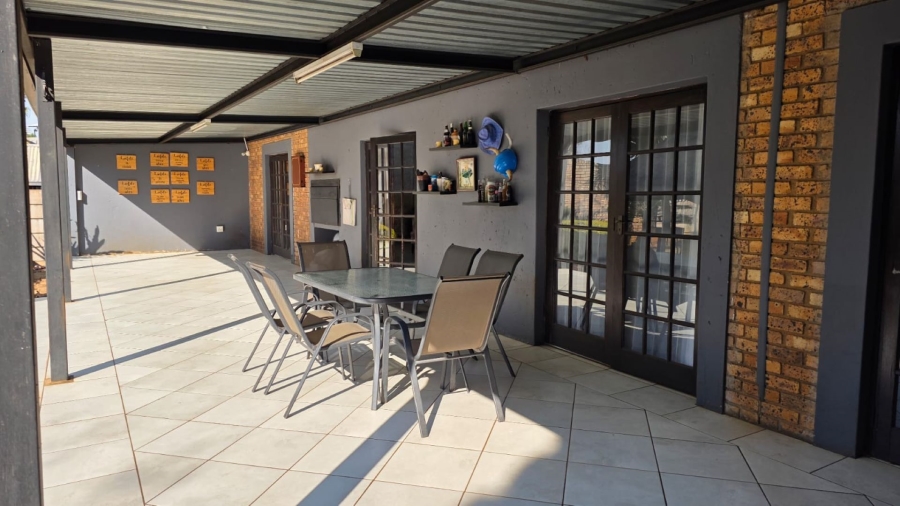 3 Bedroom Property for Sale in Doornpoort Gauteng