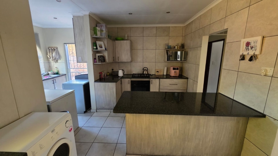 3 Bedroom Property for Sale in Doornpoort Gauteng