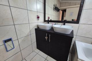 2 Bedroom Property for Sale in Tileba Gauteng