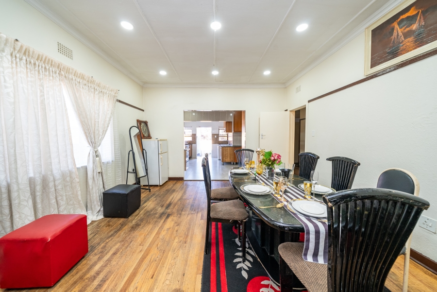 4 Bedroom Property for Sale in Linmeyer Gauteng