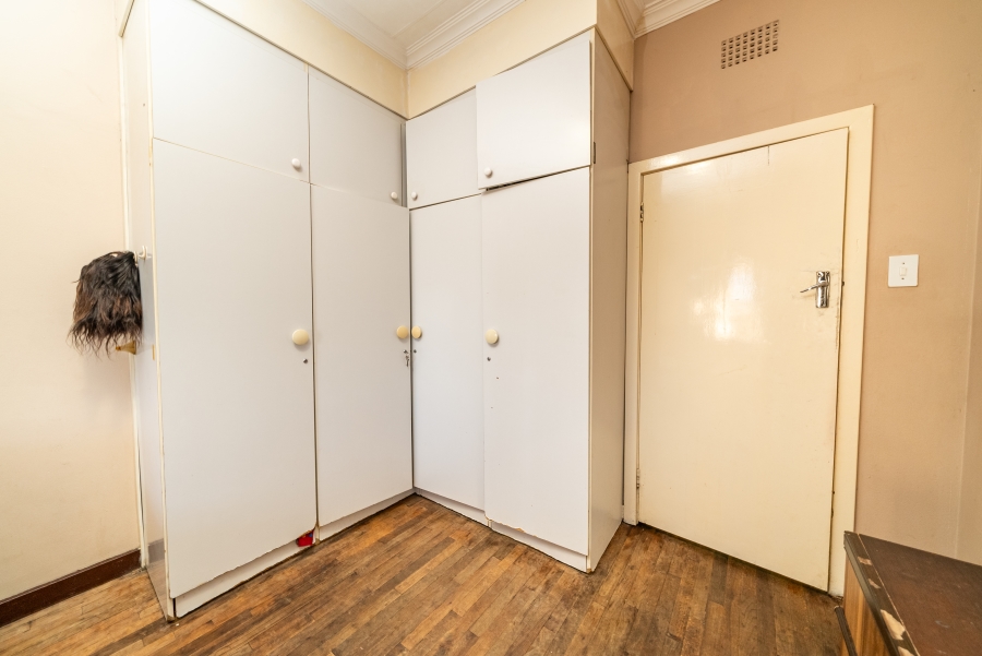 4 Bedroom Property for Sale in Linmeyer Gauteng