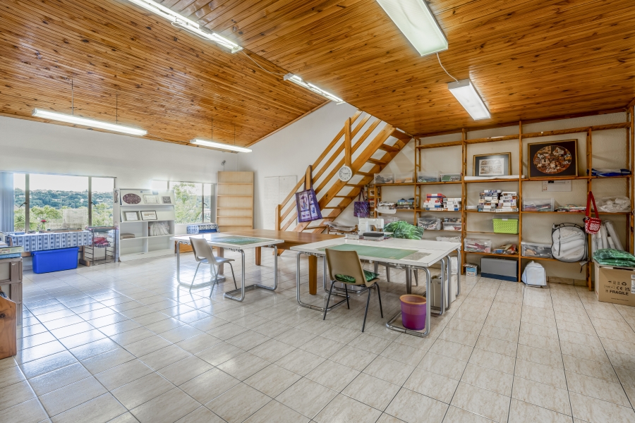 7 Bedroom Property for Sale in Constantia Kloof Gauteng