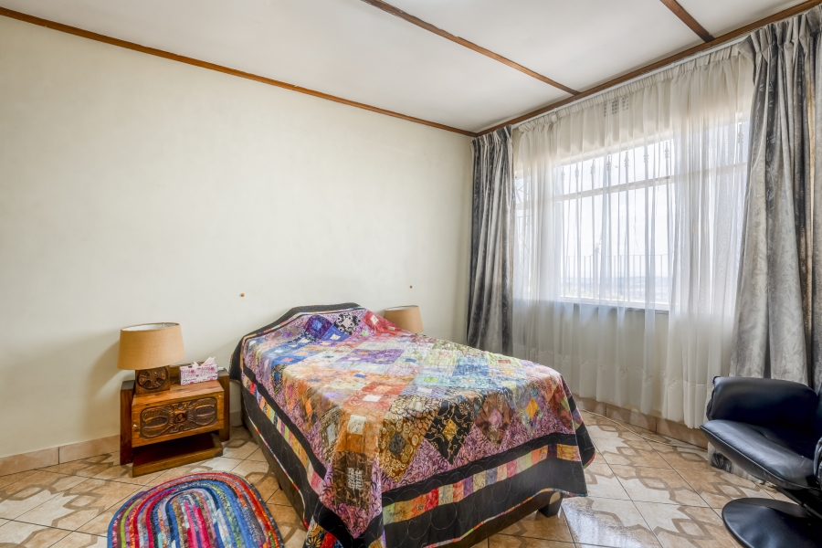 7 Bedroom Property for Sale in Constantia Kloof Gauteng